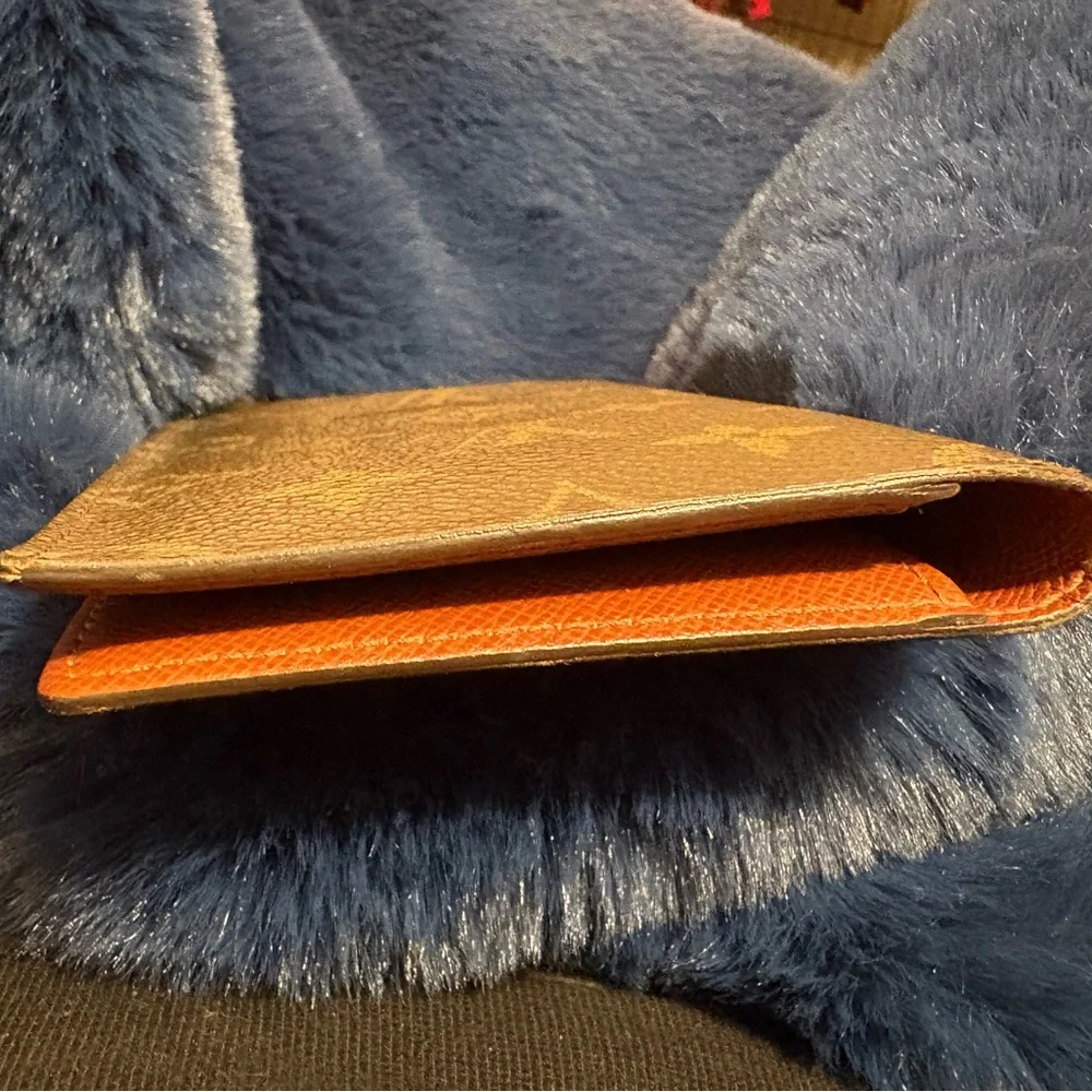 Louis Vuitton Vintage Tan Leather Wallet/ Cardholder - Picture 7 of 14